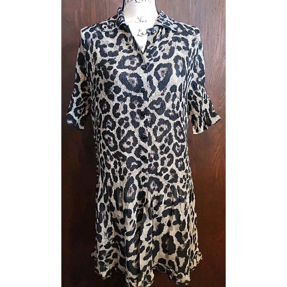 Lightweight Animal Print Dress Ruffle size large black brown beige shirtdress